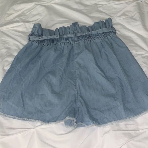 Express High Waisted Tie Front Utility Shorts - Picture 3 of 3